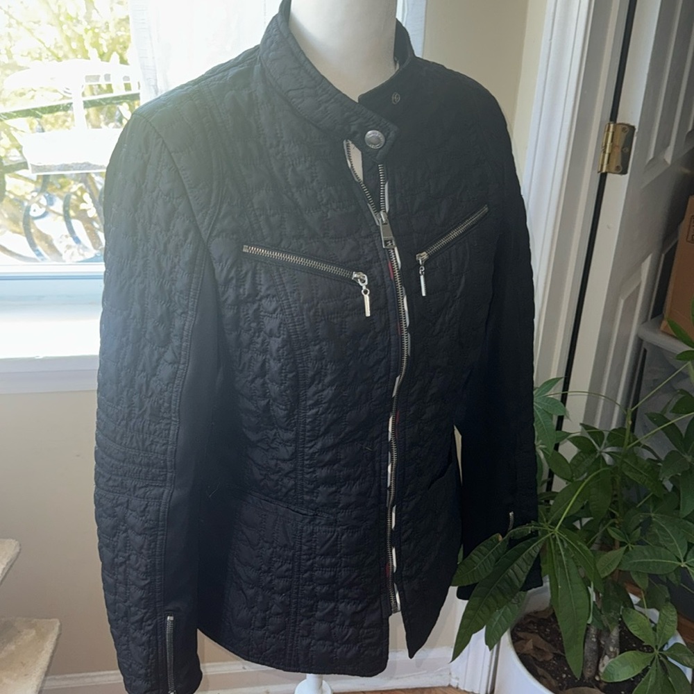 EUC Like new Burberry Brit black jacket XL (8)